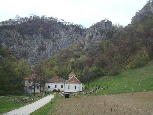 Вратна монастырь, Сербия