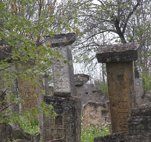 Старое_сербское_кладбище